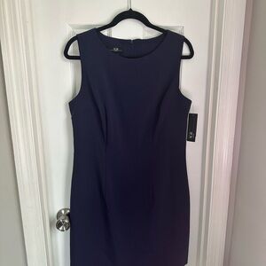 Elegant Navy Blue Sleeveless Dress